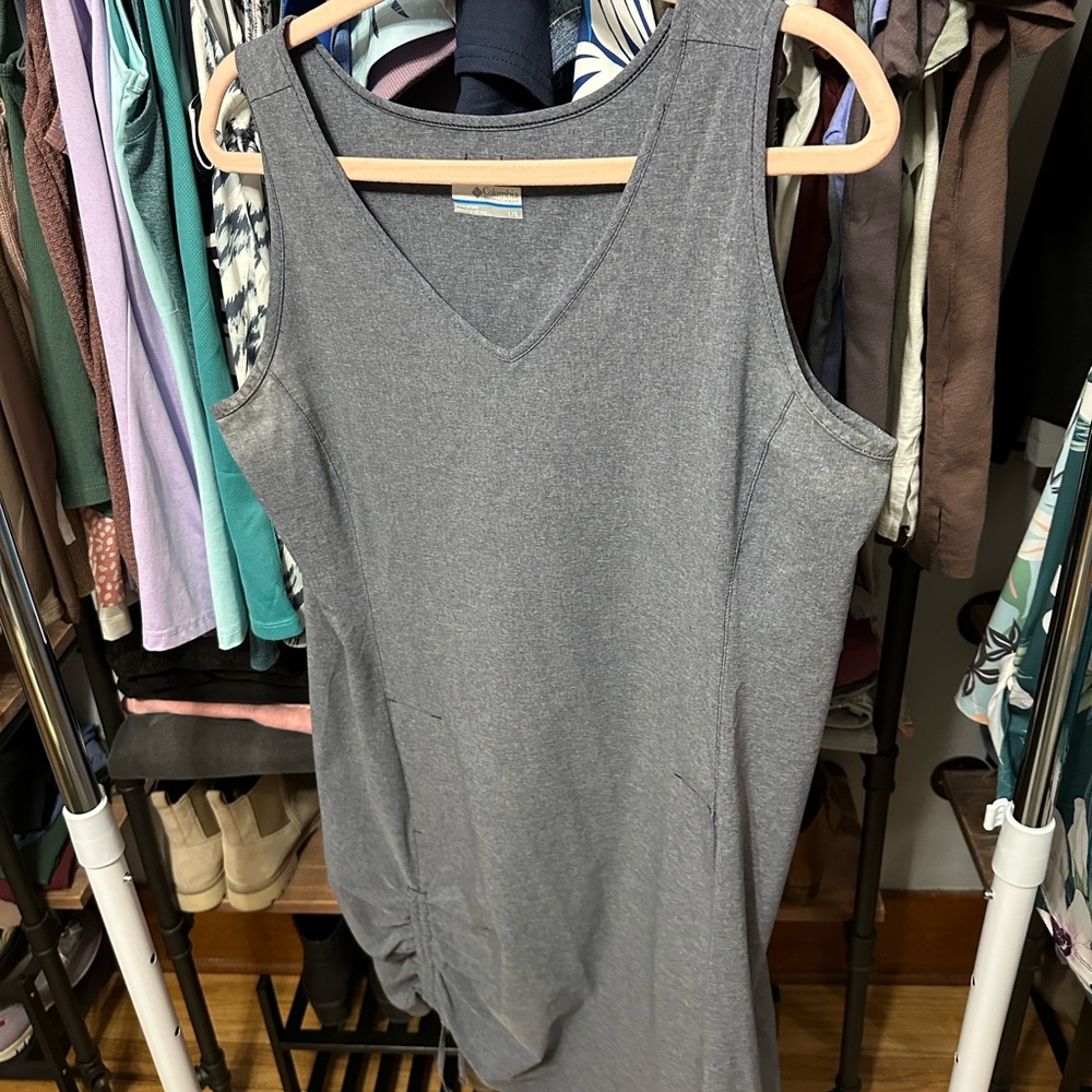 Women’s Columbia Gray Sleeveless Dress Size Large